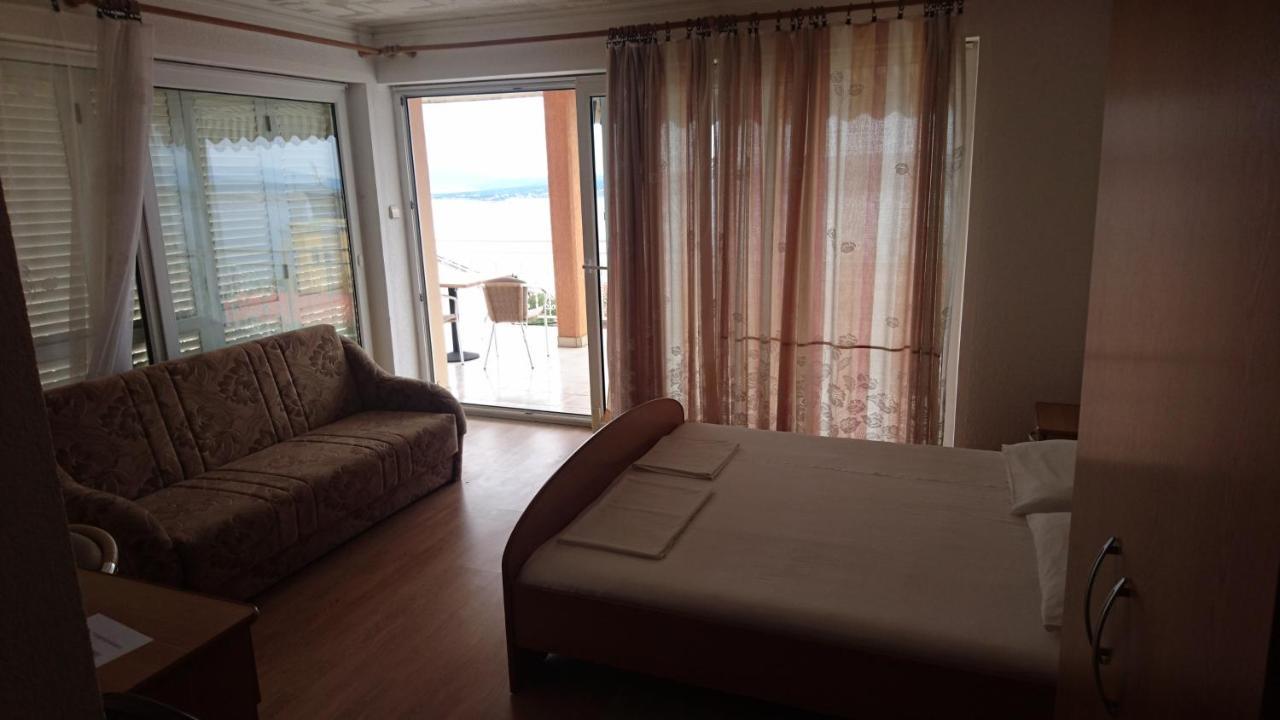 Restoran Sirena Bed and Breakfast Dramalj Buitenkant foto